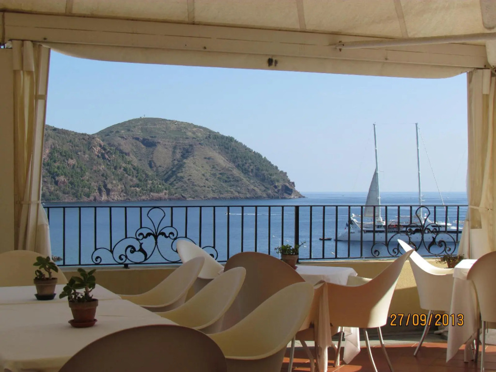 Hotel Villa Meligunis