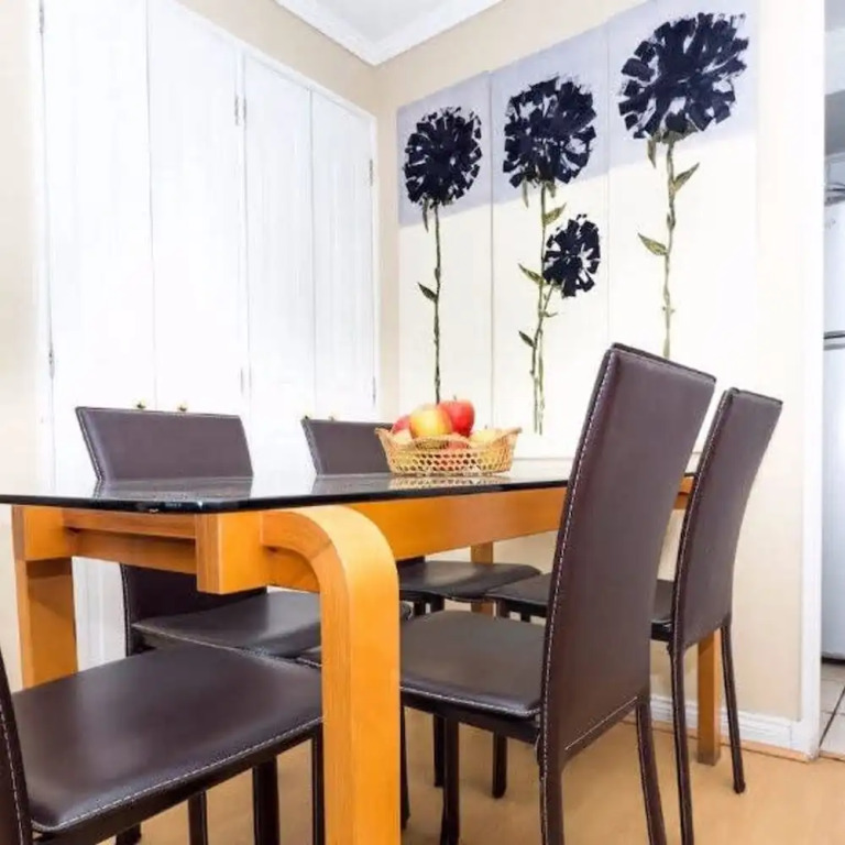 Carmencita St I Classic 1 Bedroom Apartment in El Golf