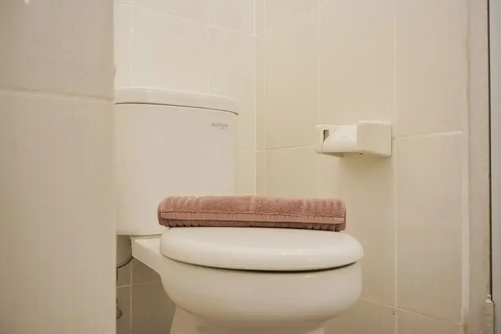 Comfortable and Simple 2Br Apartment at 19 Avenue