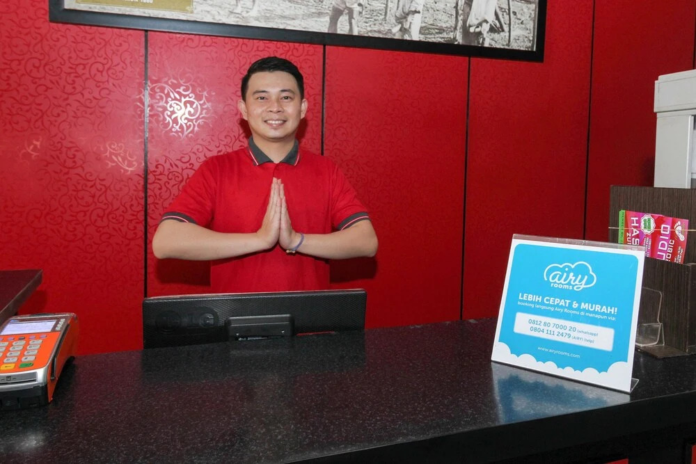 Airy Ranotana Sario Sam Ratulangi 222 Manado