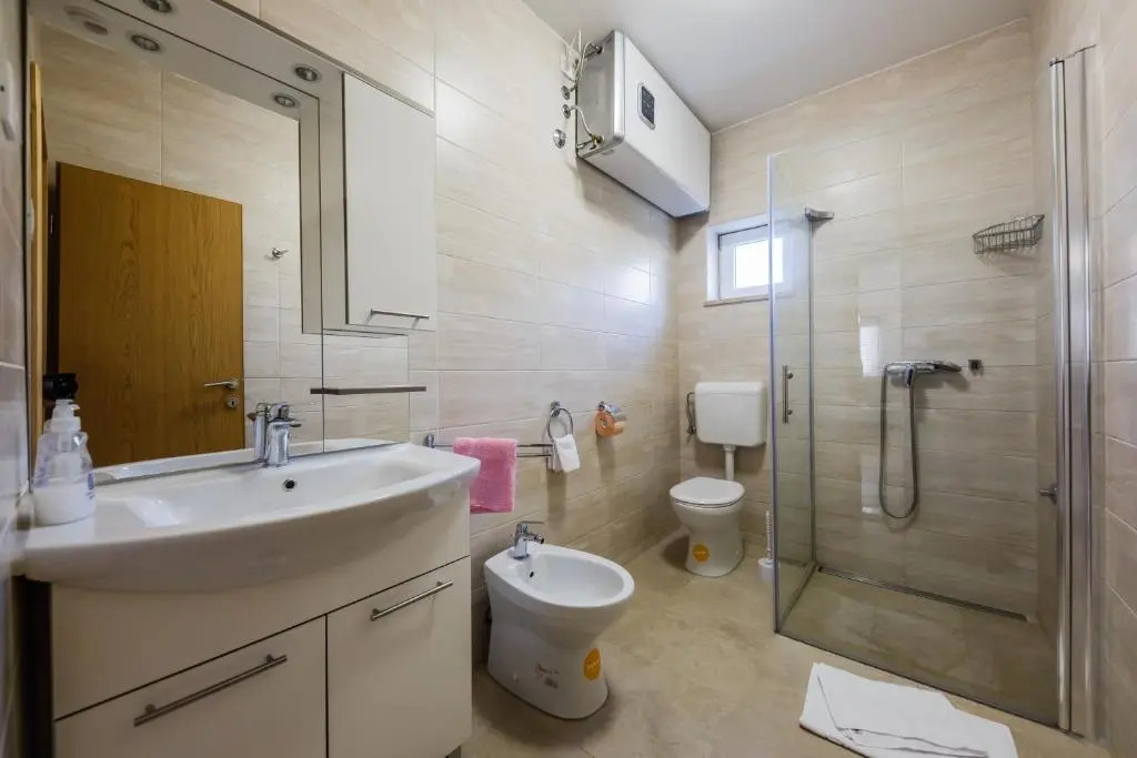 Apartments Selak