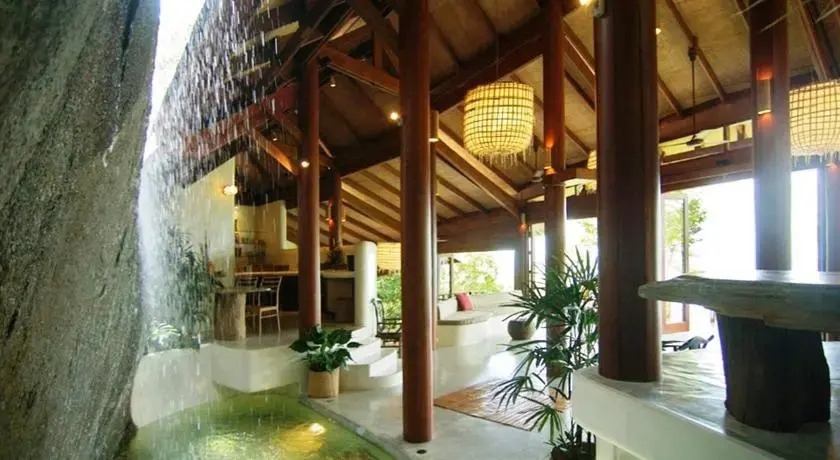 Villa Waterfall