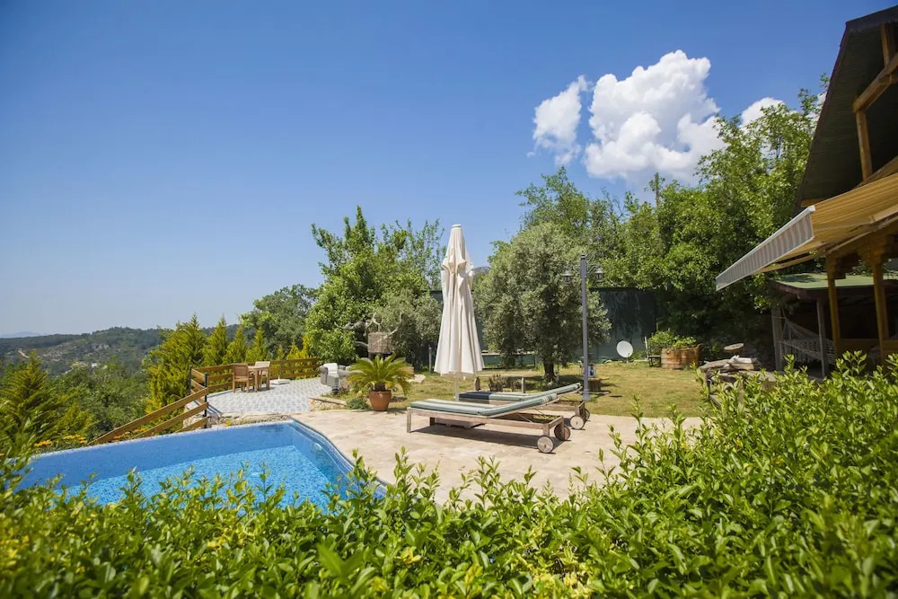 Villa Zeytin Evi by Akdenizvillam