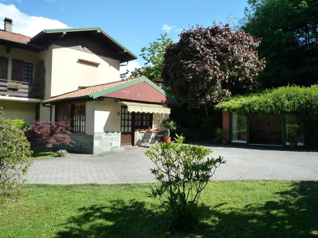 Monolocali In Casa Con Giardino Bellagio