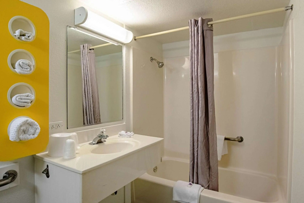 Motel 6-Palatine, IL - Chicago Northwest