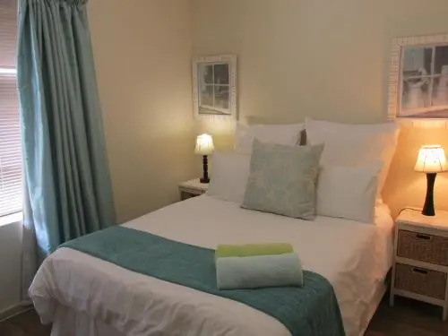 Point Village Accommodation - Ocean Two 43