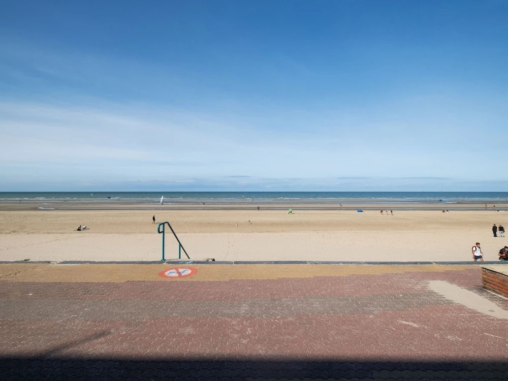 Modern Apartment in Bray-Dune with Seaside view