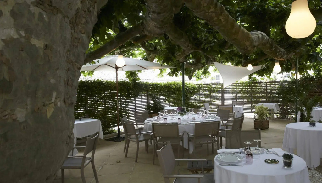 Logis Hôtel - Restaurant Maison Claude Darroze