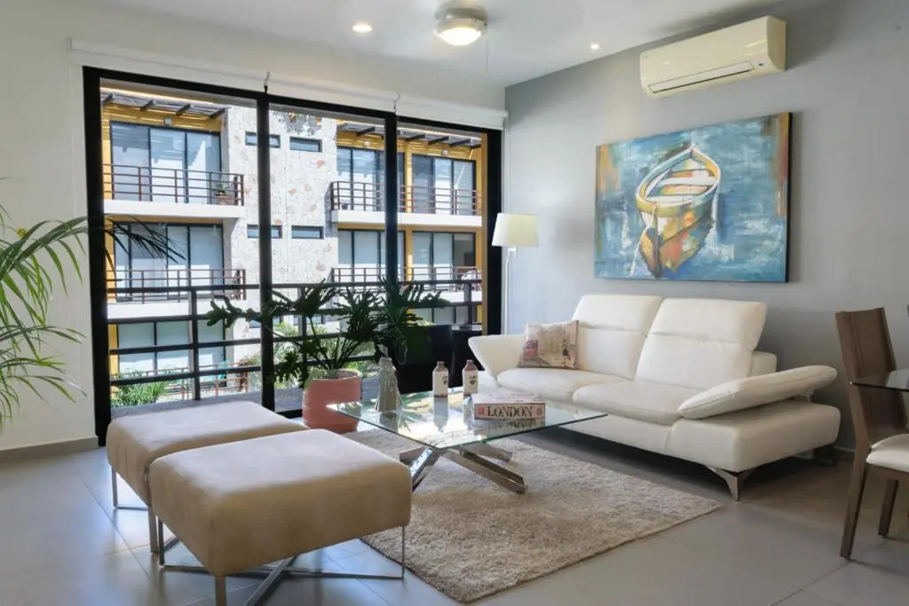 Lunada Condo by BVR