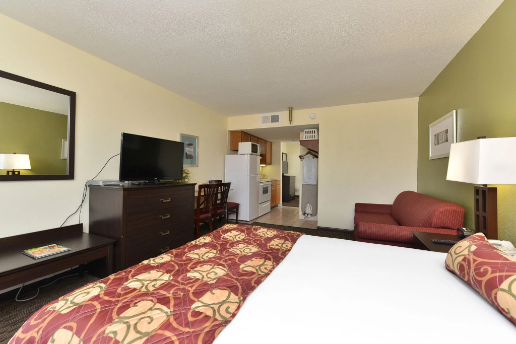 SureStay Hotel by Best Western Virginia Beach Royal Clipper