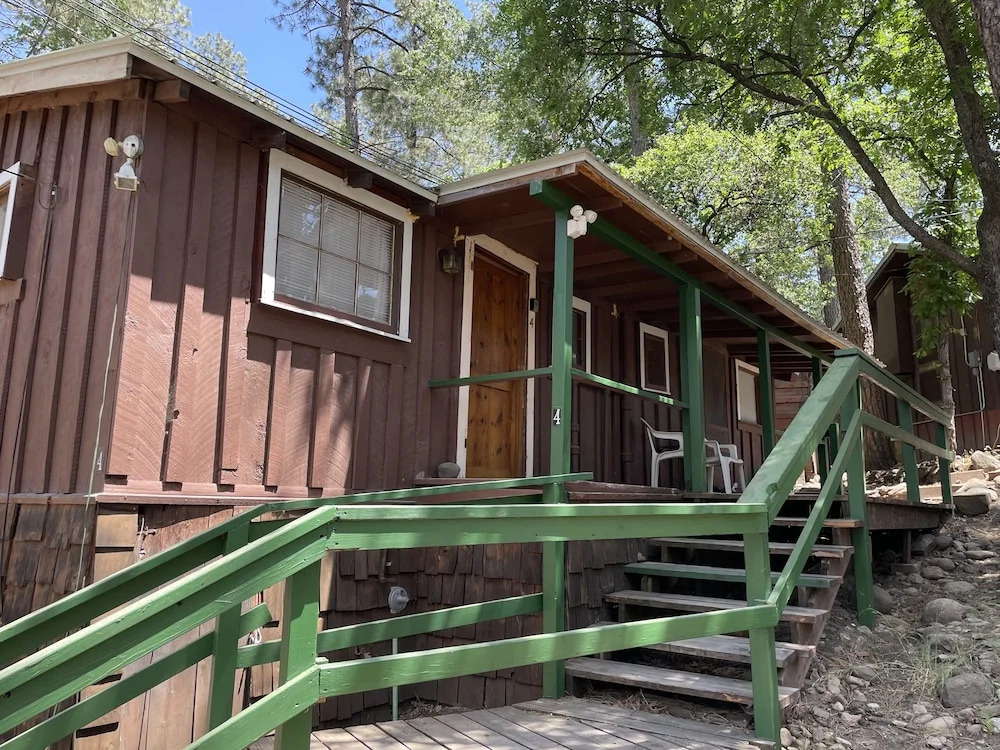 Casey's Cabins