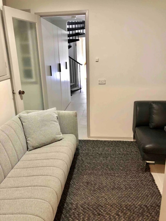 Hotham 3 Bedroom Apt
