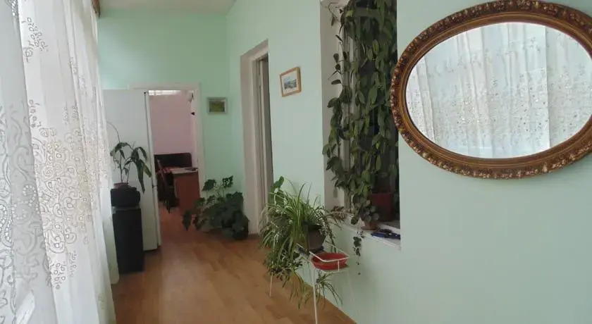 3 Room Home city center