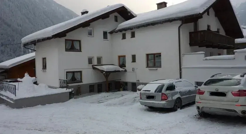 Pension Alpina Neustift