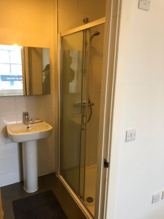 Clapham Road Apartment