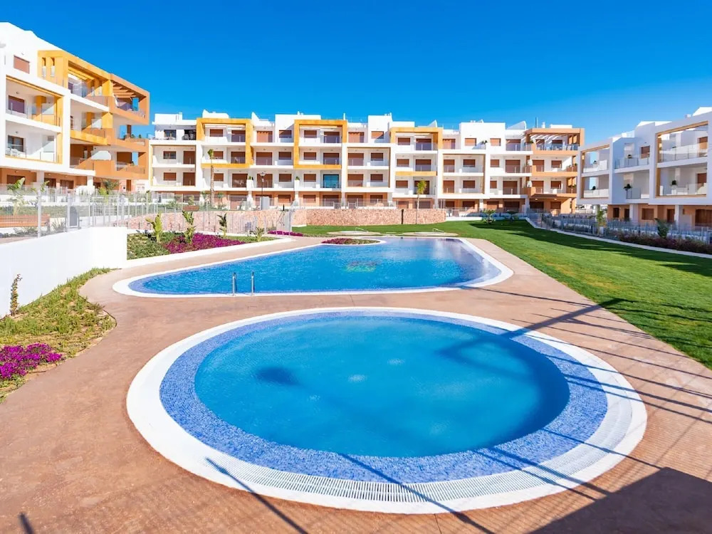 Heavenly Apartment in Orihuela Costa With Swimming Pool
