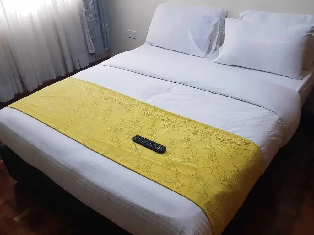 Esao Airport Suites