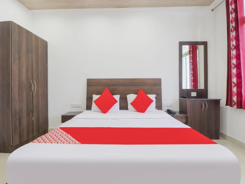 Fabexpress Kalsia Home Stay