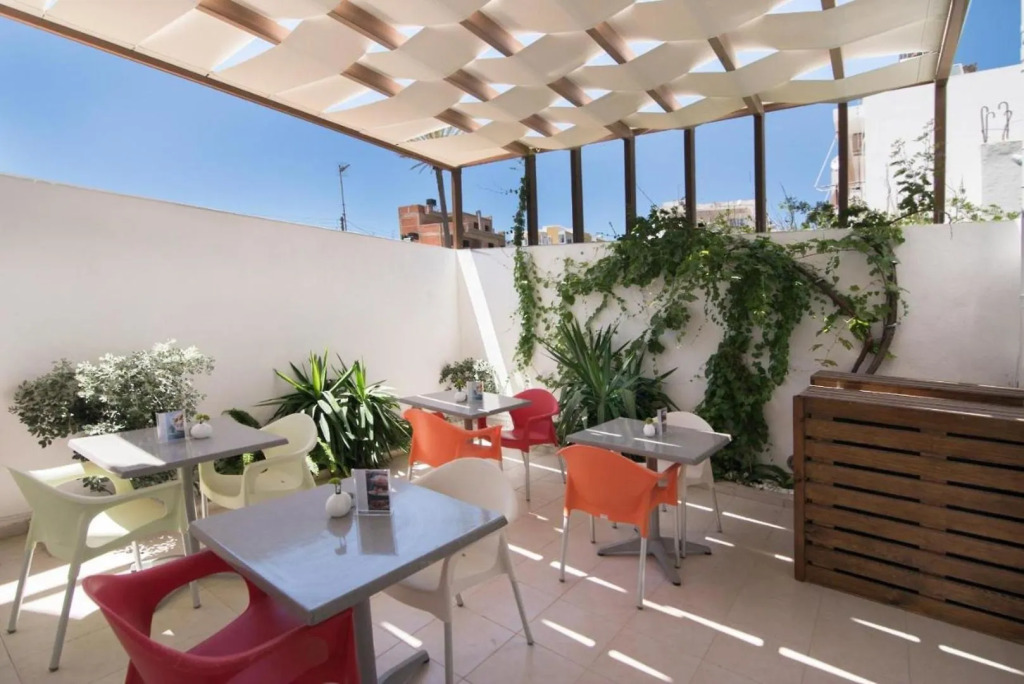Coral Apts - Hotelia Hospitality Group