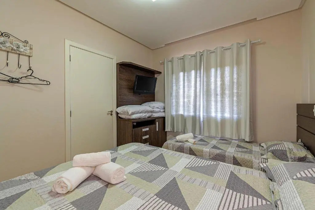 Apto 3 dorm com duas vagas centro de Canela