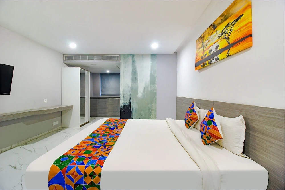 Super Hotel O THE FERN SUITES