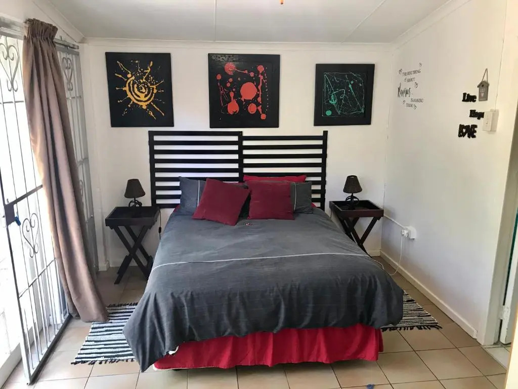 23 Ambleside Retreat