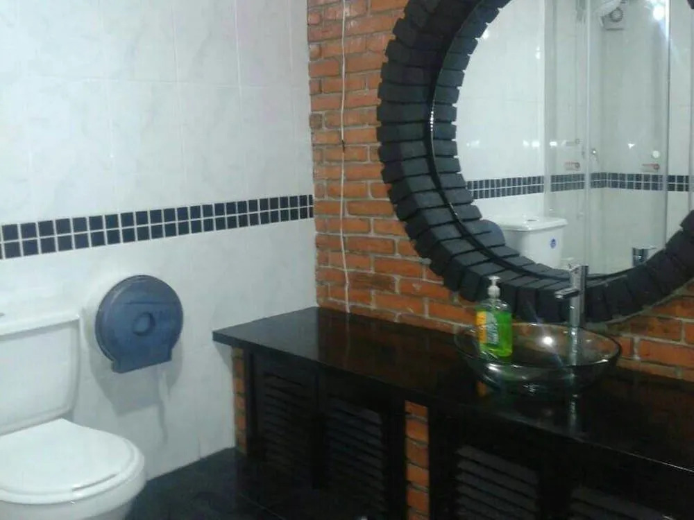 Memphis Hostal - Hostel