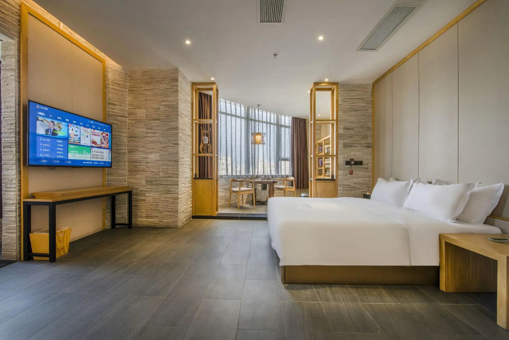 Poyang Hotel