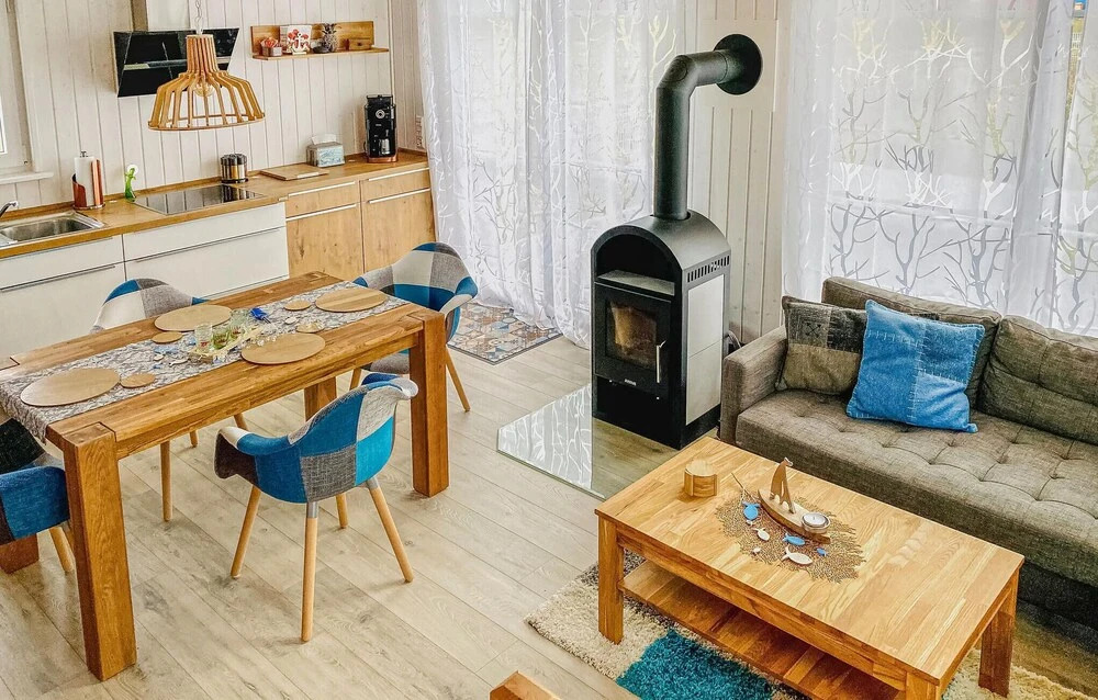 2 Bedroom Nice Home In Zerpenschleuse