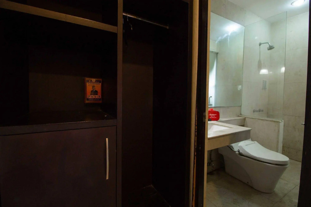RedDoorz near Rungkut Industry