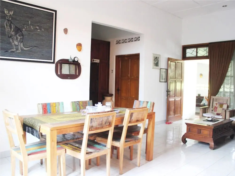 NIDA Rooms Pisang 83B Depok Sleman