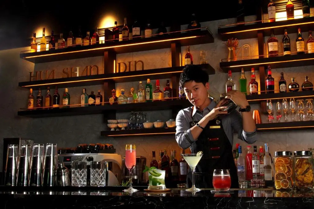 Cosmos Hotel Huashan Town