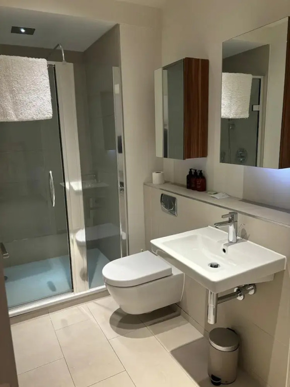 Executive Level Quartermile two Bedroom Apartment - Extremely Central