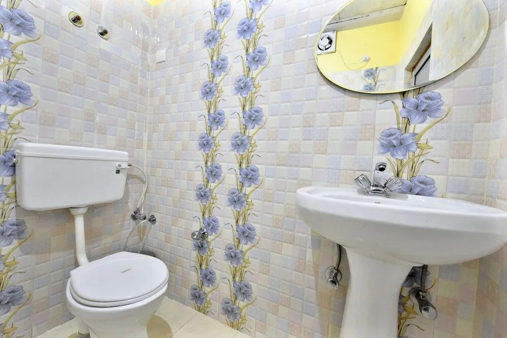 OYO 12740 Hotel Amandeep