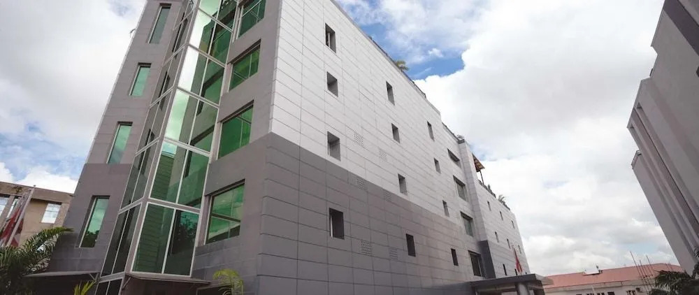 Phoenicia Suites