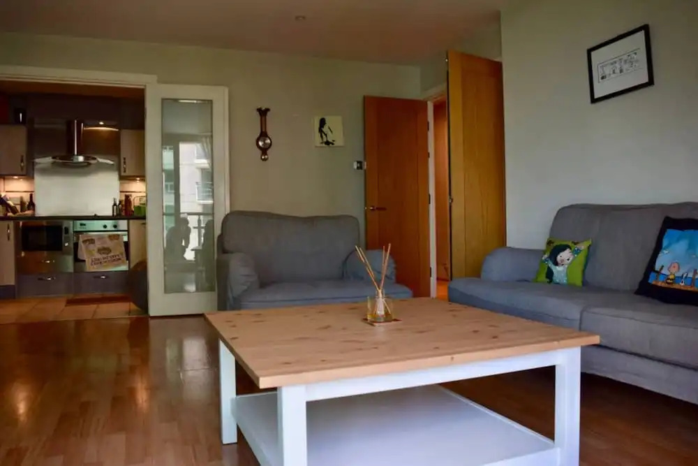Modern 2 Bedroom Apartment With Stunning Views