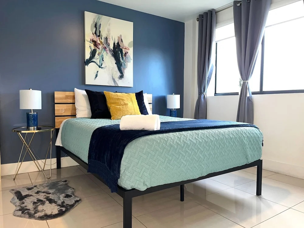 Miami Suite 306