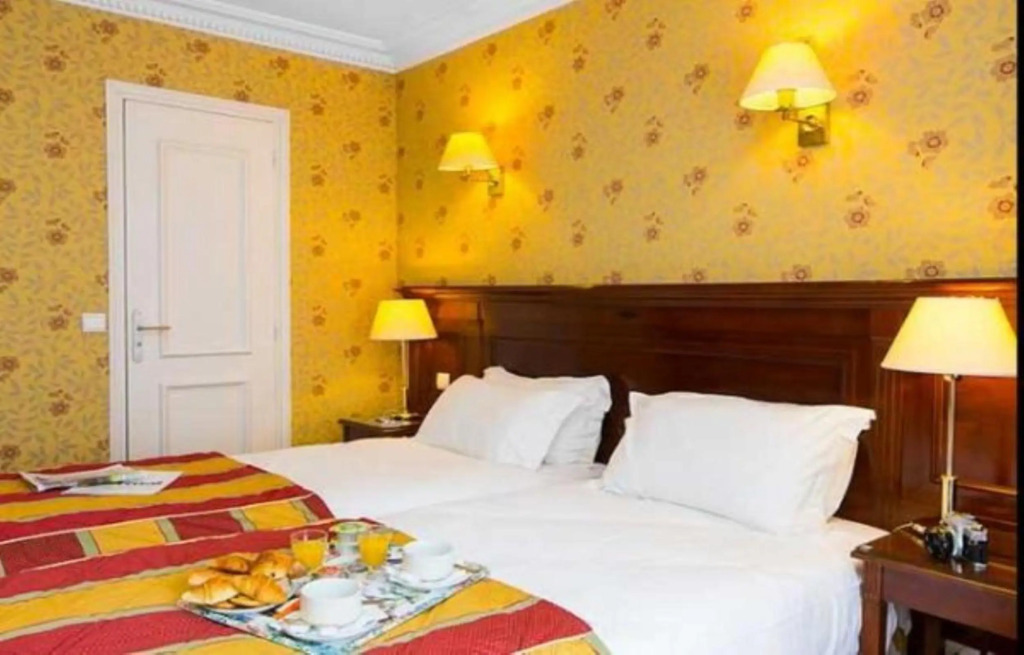 Elysees Niel Hotel