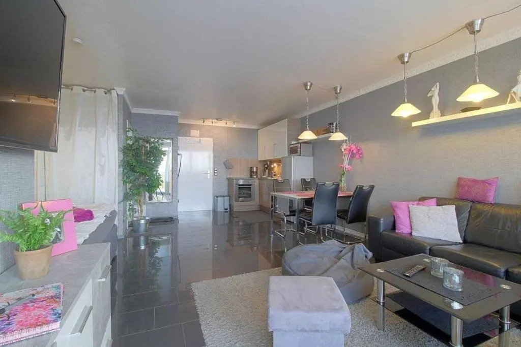 Apartment 475