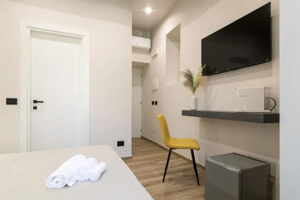 Hispirya Rooms