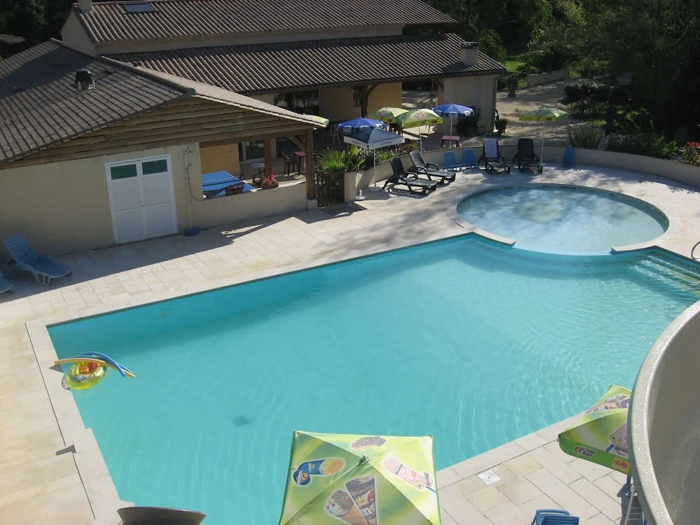 Comfortable Wooden Cottage Located in the Dordogne Region