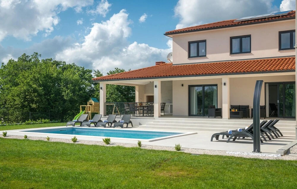 Gorgeous Home In Prodol