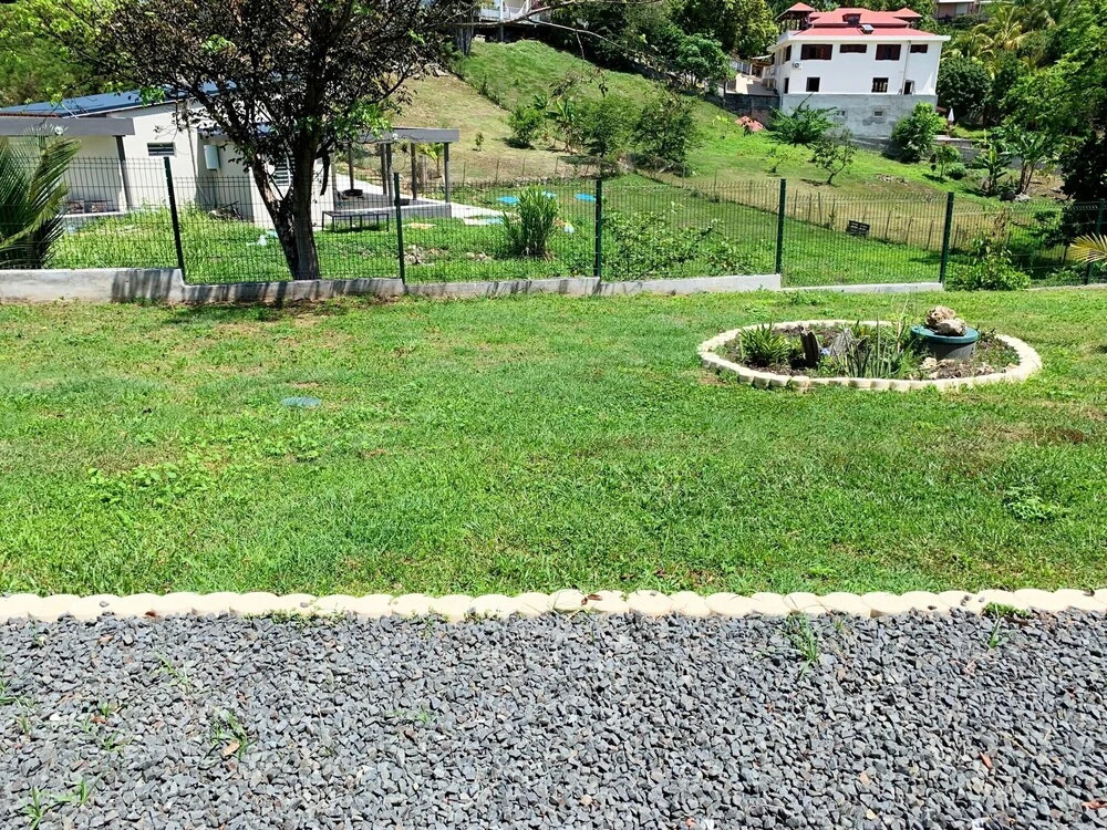 Apartment With one Bedroom in Le Gosier, With Shared Pool, Enclosed Garden and Wifi - 2 km From the Beach