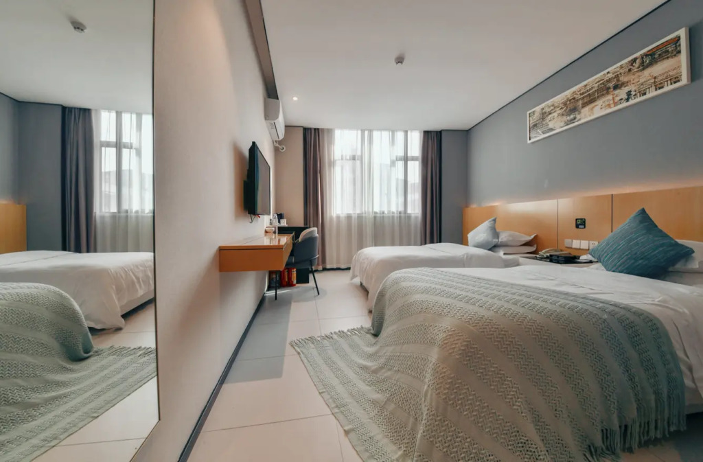 Shangyuan Hotel Chain (Guangzhou Thirteen Factories Yide Road Metro Station)