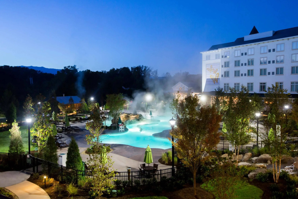 Dollywoods DreamMore Resort and Spa