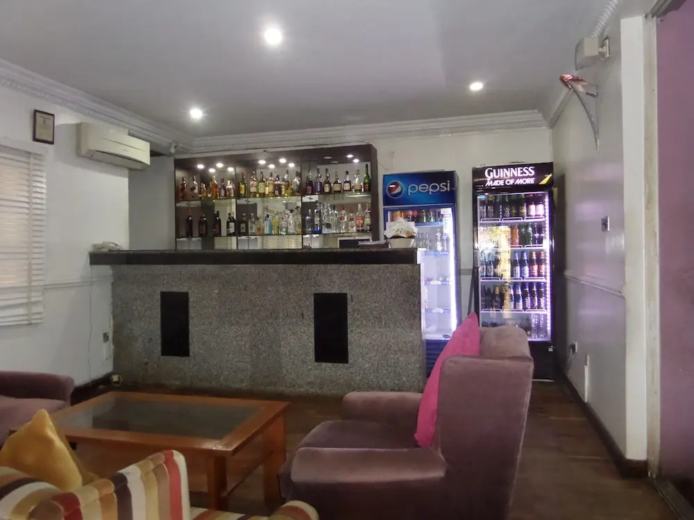 Heritage House Hotel
