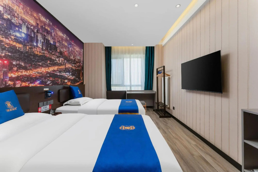 Super 8 Hotel (Jinan  Pengjiazhuang Metro Station Licheng Second Middle School)