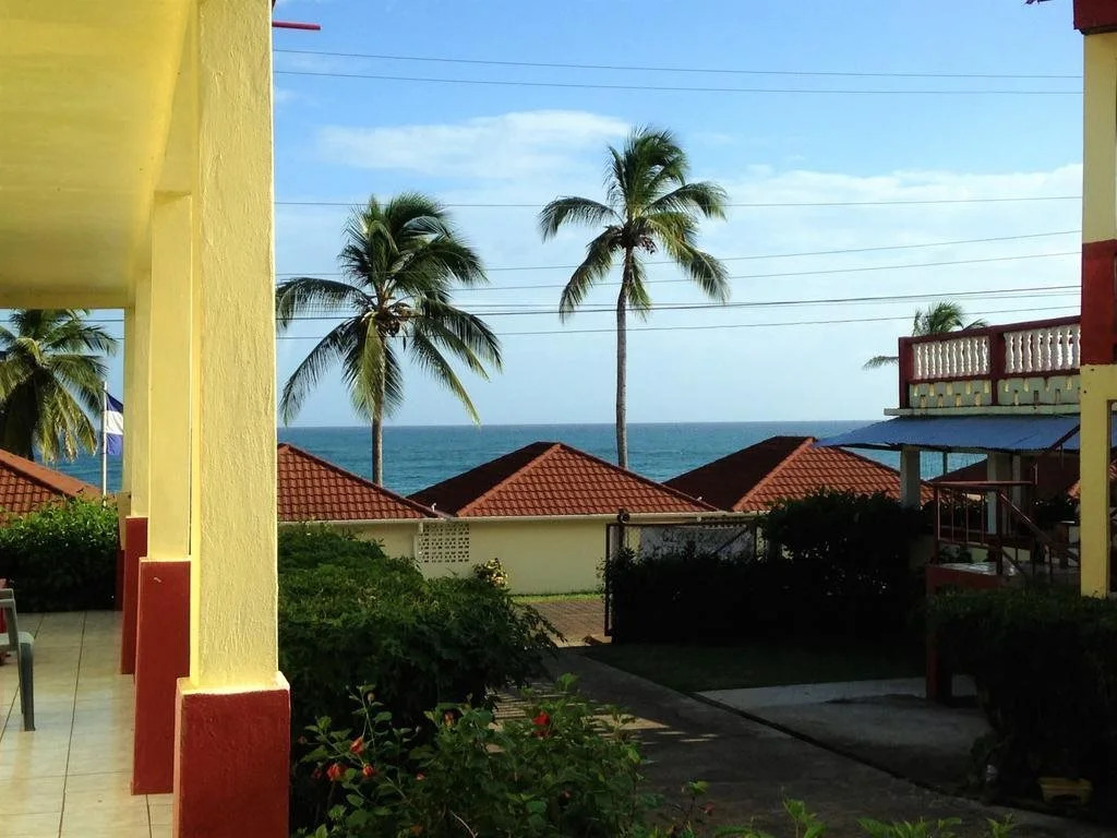 Sunrise Paradise/Carlito´s Place