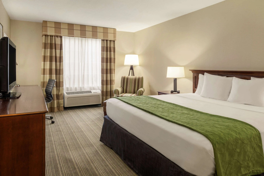 Country Inn & Suites by Radisson, Lima