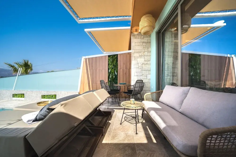 Oleas Suites 3 Earth